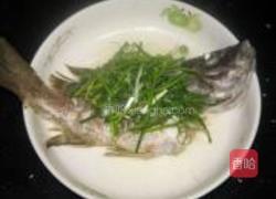 粤式清蒸鱼的做法图解5