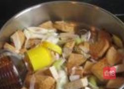 大葱炒素鸡的做法图解4