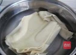 水煮干豆腐的做法图解1