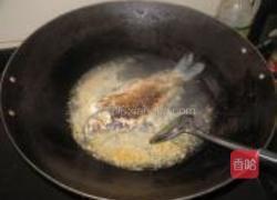 鲫鱼芫荽豆腐汤的做法图解5