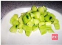 虾仁三丁的做法图解2