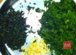 紫苏南瓜叶芝麻饼的做法图解2