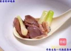 大蒜苗清炒鸡杂的做法图解12