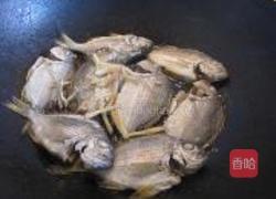 生菜鱼粥的做法图解2