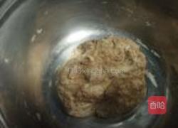 玉米肠肉桂面包卷的做法图解2