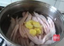 蒜苗鸭掌干锅的做法图解7