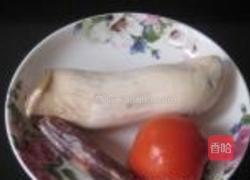 番茄杏鲍菇炒香肠的做法图解1