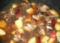 土豆烧排骨的做法图解15