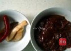 泡椒猪肝的做法图解1