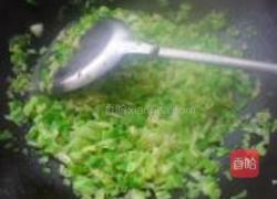 包菜牛肉丝炒粿条的做法图解7