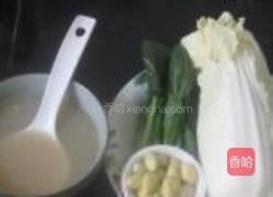 鸡汤银杏大白菜的做法图解1