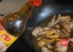 啤酒炖香骨的做法图解4