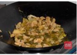 酸菜胡椒炒肥肠的做法图解11