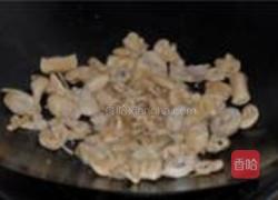 酸菜胡椒炒肥肠的做法图解8