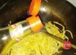 茭白炒肉丝的做法图解4