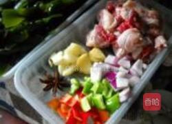 海带炖鸭的做法图解1