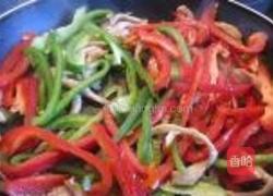 鸡丝炒青红椒腰果的做法图解6
