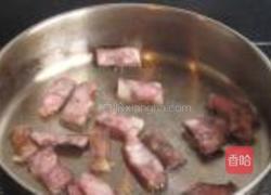 香肠炒青椒的做法图解3