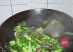 小白菜炒香菇的做法图解10
