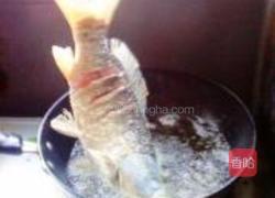 糖醋鲤鱼的做法图解2