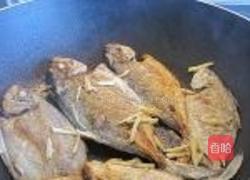 黄豆酱烧海鱼的做法图解3