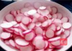清凉小红萝卜的做法图解2