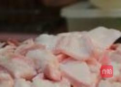 五花肉炒酸菜的做法图解2