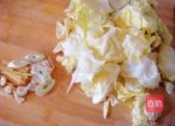 番茄面鱼包菜的做法图解3