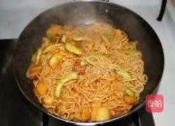 芸豆五花肉焖面的做法图解15