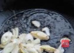 油焖基围虾的做法图解3