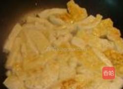 彩椒炒嫩豆腐的做法图解4
