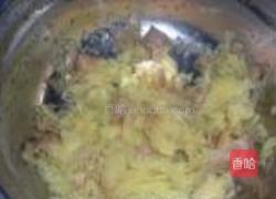 姜汁鲜奶炖蛋的做法图解3