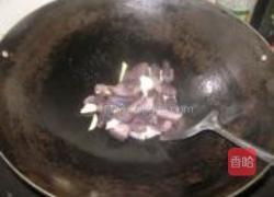 蚝油杂蔬炒海参的做法图解4