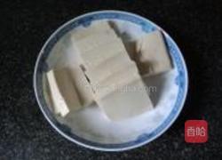 草鱼煮豆腐的做法图解2