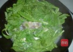 茼蒿鲫鱼豆腐汤的做法图解9