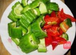 豉香猪皮焖苦瓜的做法图解2