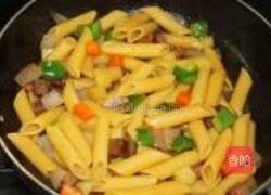 彩蔬意粉的做法图解7