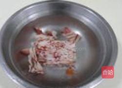 凉拌北极贝裙边的做法图解2