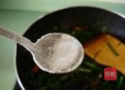 核桃仁炒韭菜的做法图解6