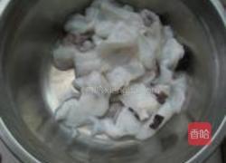 韭菜花炒章鱼的做法图解2