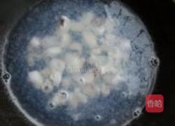 韭菜花炒章鱼的做法图解3