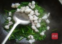 韭菜花炒章鱼的做法图解5