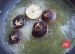 蚝油香菇菜心的做法图解3