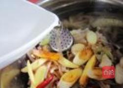 肉皮冻的做法图解5