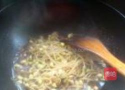 黄豆芽炖粉条的做法图解7