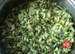 槐花肉丸汤的做法图解3