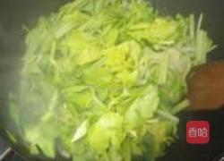 芹菜炒口蘑的做法图解6