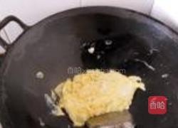 大葱木耳炒鸡蛋的做法图解2