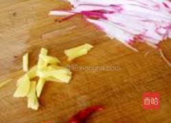 麻香萝卜丝的做法图解2