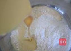 奶香鲜玉米煎饼的做法图解3